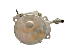 Alipainepumppu 7701053899 Renault 8973079820 3,0 DCI