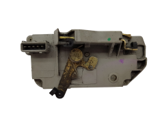 Oven lukitusmekanismi Oikea Taka 913870 Peugeot 406 Kiekert 10765
