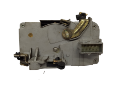Oven lukitusmekanismi Oikea Etu 9136J1 Peugeot 206 Kiekert 10624
