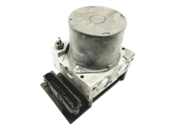 Abs-pumppu Renault Megane 2 Scenic 2 8200038695 Bosch 33945