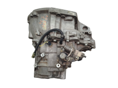 Vaihteisto 1.9dCi Renault Scenic 2 ND0002 7701717852