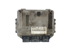 Ohjausyksikkö 0281011549 8200310863 8200370779 Renault Bosch 42764