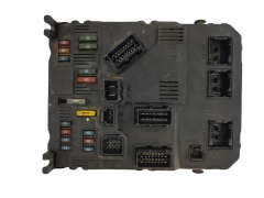 Ohjausyksikkö BSI F01-00 S118085300F 9646775080 PSA Siemens 1473