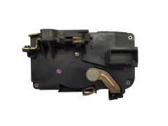 Oven lukitusmekanismi Etu Vasen 9135H2 Peugeot 306 Kiekert 10665