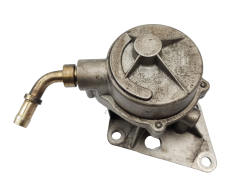 Alipainepumppu Citroen Peugeot 7.21174.43 456544 1.9 TD Pierburg