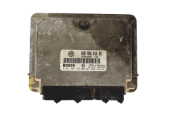 Ohjausyksikkö 038906018BC 0281001755 VW Bosch 21165