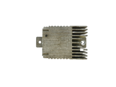 Ohjausyksikkö Mercedes A0275458032 E5001004 36833