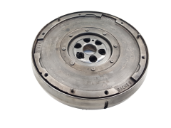 Vauhtipyörä 9647933380 3M51-6477 Sachs 1.6 TDCi Ford Focus MK2
