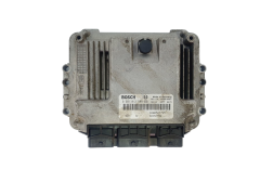 Ohjausyksikkö 0281012589 8200527725 8200527756 Renault Bosch 41697