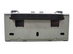 Radio-CD-soitin Ford AM5T-18C815-PK AHU 24/26 B299 1358