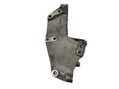 Moottorin kiinnike 8200741758 Renault Nissan 2.0 dCi