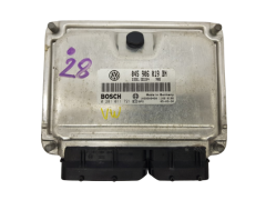 Moottorin Ohjausyksikkö VW 045906019BN 0281011721 Bosch