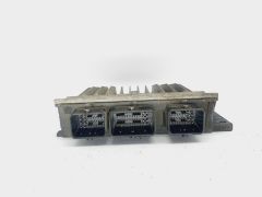 Ohjausyksikkö 8200399038 8200619409 R0410B034C Renault Delphi 45083