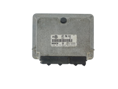 Ohjausyksikkö VW 071906018 0261204753 Bosch 40715