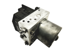 Abs-pumppu Alfa Romeo 147 46743750 0265800005 Bosch 38633
