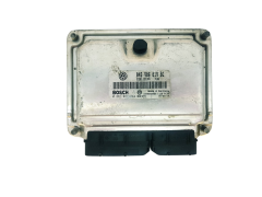 Ohjausyksikkö 045906019BG 0281011244 Seat VW Bosch 32452