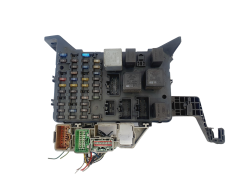 Sulaketaulu Ford 1S7T-14A073-AE 35131