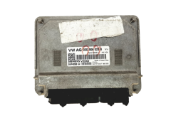 Ohjausyksikkö 03D906023B 5WP40508 04 VW Siemens 18923