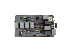 Sulaketaulu Chevrolet 96427973 35025