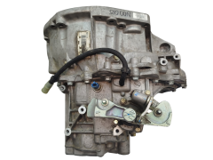 Vaihteisto ND0015 7701717787 Renault Scenic 2 2.0