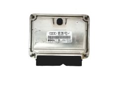 Ohjausyksikkö 038906019LJ 0281011222 Audi Bosch 24881