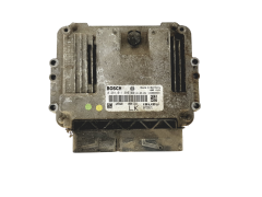 Moottorin Ohjausyksikkö Opel 12992628LK 0281011380 Bosch 28269