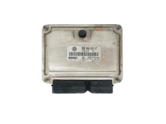 Ohjausyksikkö Seat Skoda 038906019KT 0281011219 Bosch 34424
