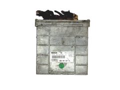 Ohjausyksikkö 8D0907557C 0261203938 Audi A4 B5 Bosch 24791