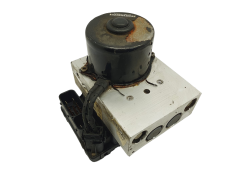 Abs-pumppu Chrysler PT Cruiser P05273138AA 05033150AAD 62971