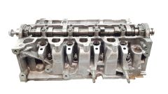 Sylinterikansi 110421615R--B 110413019R 1.5dci K9K608 Renault Clio 4