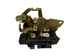 Oven lukitusmekanismi Oikea Etu 7701045305 Renault Clio 2 Rockwell 11334