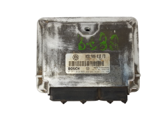 Ohjausyksikkö 038906018FB 0281010006 VW Bosch 3681