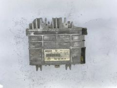 Ohjausyksikkö 030906026AK 0261203744/745 Volkswagen Bosch 57912