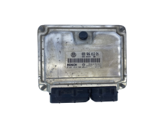 Ohjausyksikkö 038906012EM 0281010690 Seat Bosch 62887