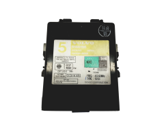 Lukituksen Ohjain Volvo 9166196 151300-8050 Denso 33157