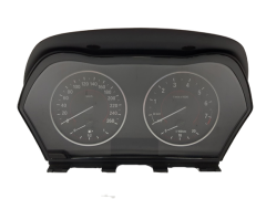 Kierroslukumittari BMW 1 6210 9382156 9295445 Johnson Controls