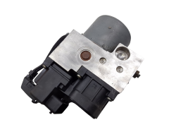 Abs-pumppu Volvo V40 S40 30857585 0273004224 Bosch 1188