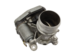 Kaasuläpän venttiili Citroen Peugeot PSA326 9687888280 2.2 HDI Pierburg 68