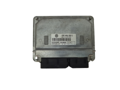 Ohjausyksikkö VW 03D906032C 5WP40124 07 Siemens 16831