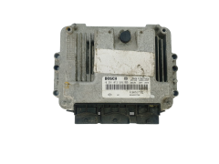 Ohjausyksikkö 0281012589 8200527725 8200527756 Renault Bosch 38279