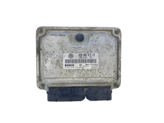 Ohjausyksikkö 038906012CM 0281010379 VW Bosch 62106