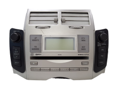 Radio-CD-soitin Toyota Yaris 86120-0D210 CQ-TS0570LC W58824 1385
