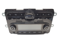 Autosoitin BT USB Smart 281158242R
