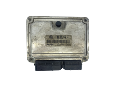 Ohjausyksikkö 038906012CE 0281010257 Skoda Bosch 63503