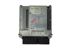 Ohjausyksikkö 7792024 0281010565 BMW Bosch 15983