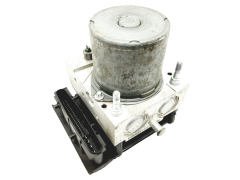 Abs-pumppu Renault Clio 3 8201128481 0265950377 Bosch 33708