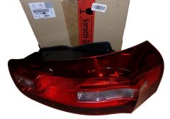 Valaisin Oikea Taka Uusi Alkuperäinen 9676120680 Citroen C4 Picasso 2