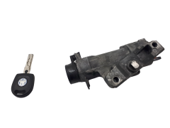 Virtalukko VW Golf 4 Passat 4B0905851C 4B0905849 1294