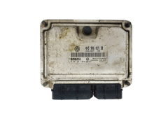 Ohjausyksikkö Seat VW 045906019BB 0281011074 Bosch 42805