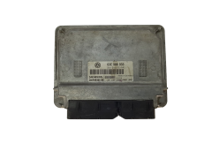 Ohjausyksikkö 03E906033 5WP40163 05 VW Siemens 16838